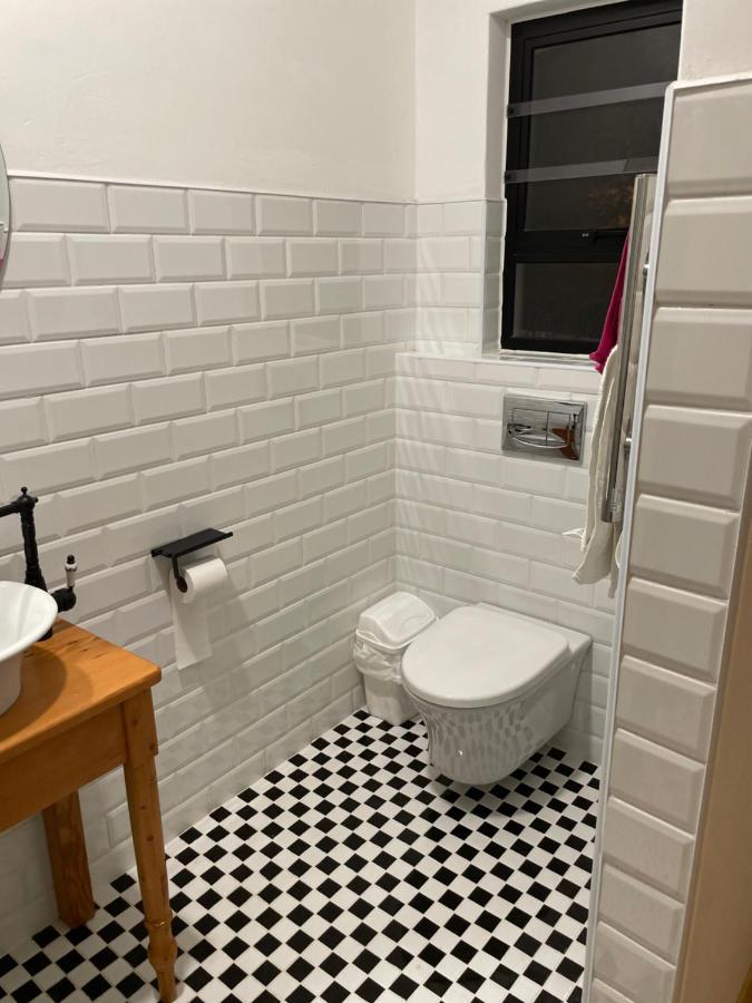 Swakopmund Private Room In Family Home Екстер'єр фото